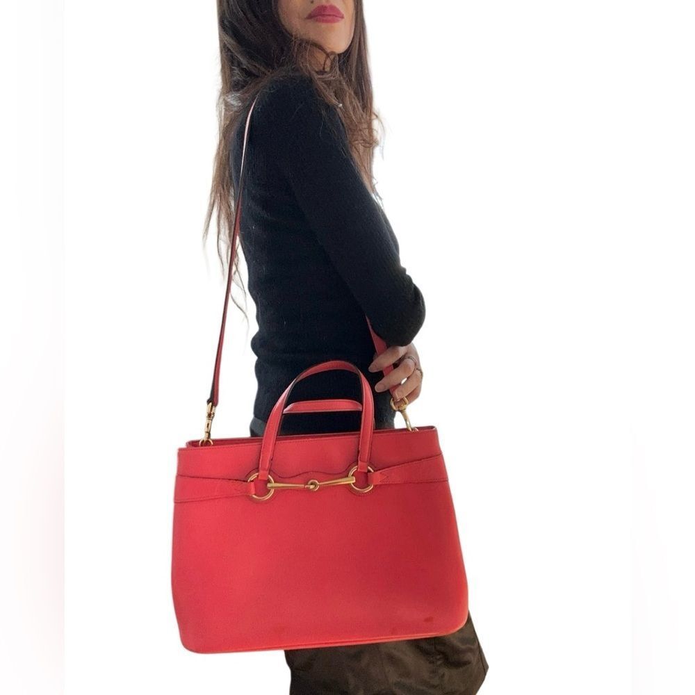 Gucci Red Shoulder Bag with Gold horsebit Hardware - Picture 15 of 15